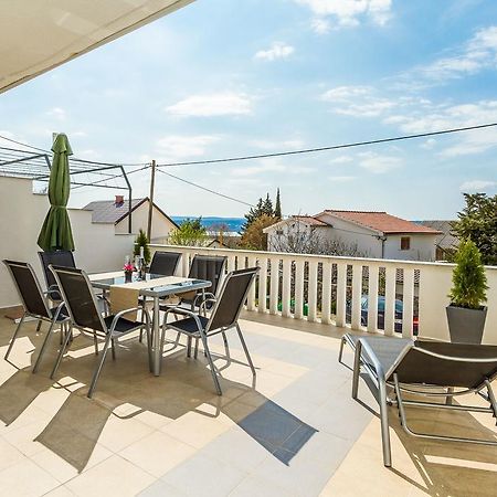 Apartmani Bregovec Maslenica Zewnętrze zdjęcie