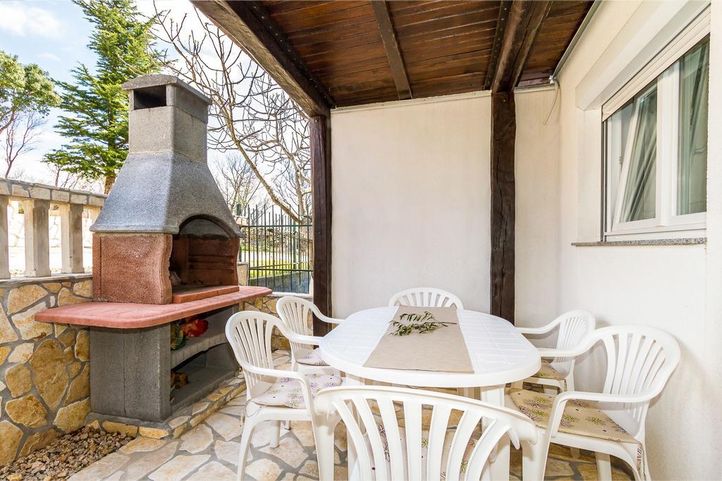 Apartmani Bregovec Maslenica Zewnętrze zdjęcie