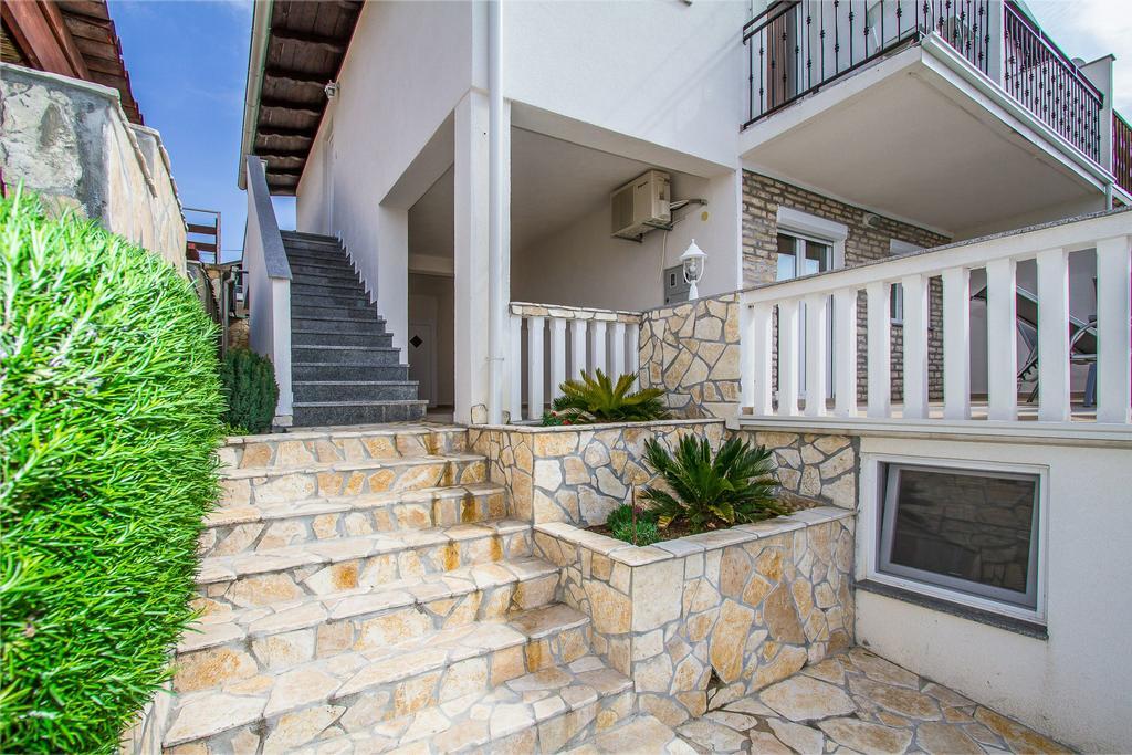 Apartmani Bregovec Maslenica Zewnętrze zdjęcie