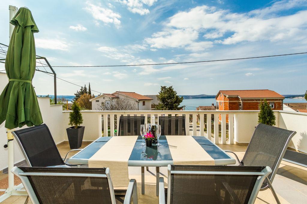 Apartmani Bregovec Maslenica Zewnętrze zdjęcie
