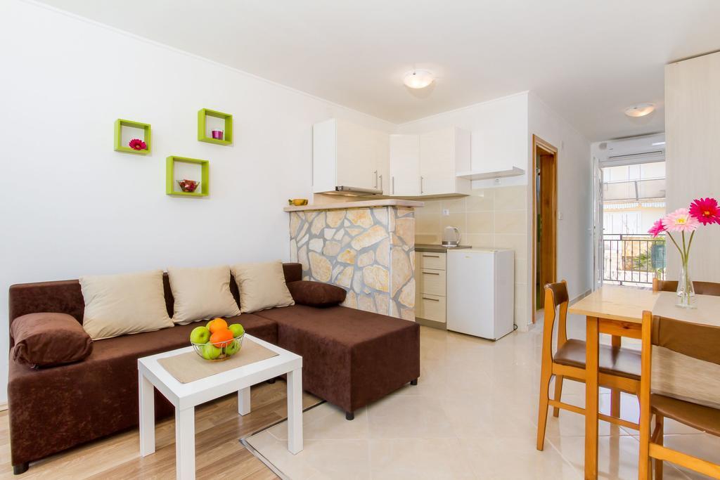 Apartmani Bregovec Maslenica Zewnętrze zdjęcie